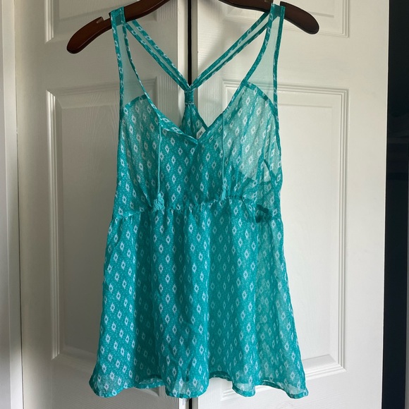 Top - Picture 1 of 4